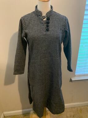 VTG Unbranded 100% Wool Houndstooth Pattern Dress Size Small/6